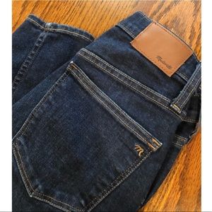 Size 28 Madewell 10” skinny skinny jeans